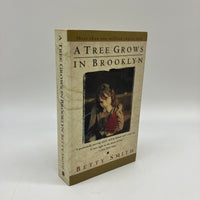 A Tree Grows In Brooklyn (1992) Betty Smith Mass Market Paperback Very Good